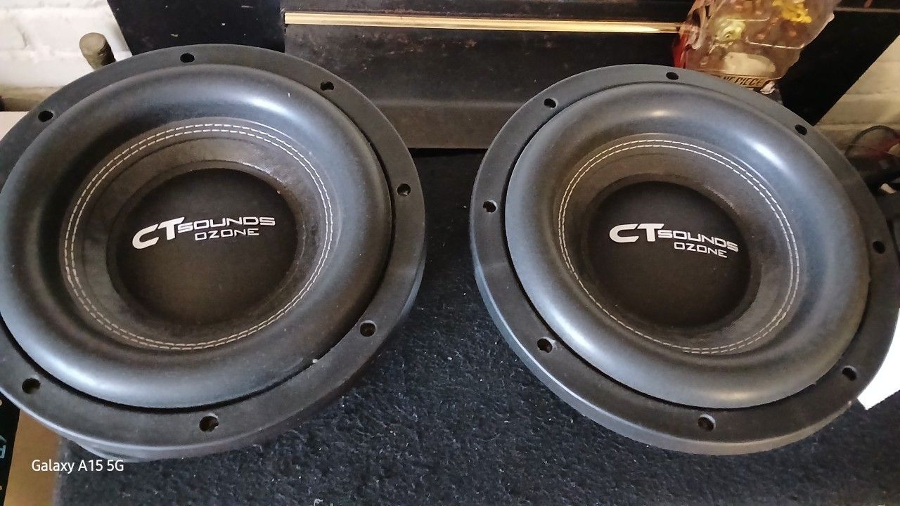 2 CT ozone 10s Subs Only
