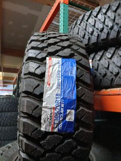 Lt mud terrain 305/70/18