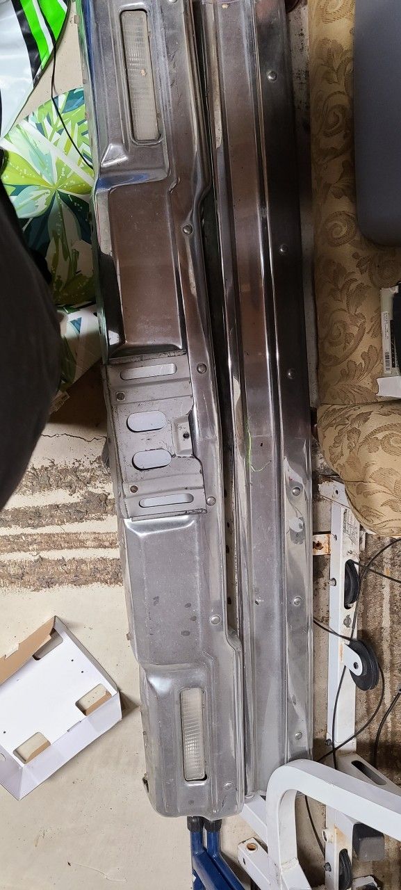 Chrome Bumpers Off A 1989 Chevy Caprice