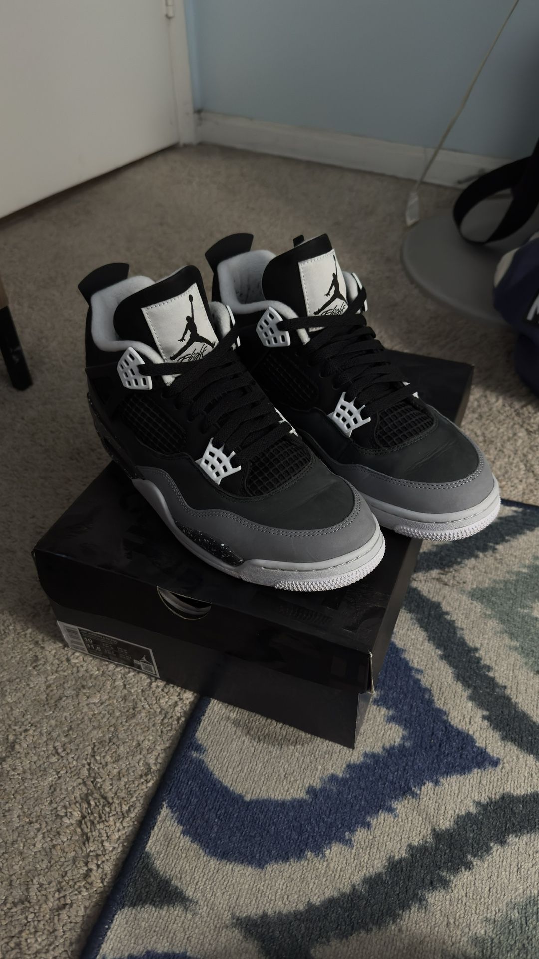 Nike Air Jordan 4 “FEAR” Size 10 M