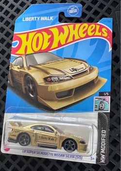 Hot Wheels LB Super Silhouette Nissan Silvia S15 Liberty Walk HW Modified Gold
