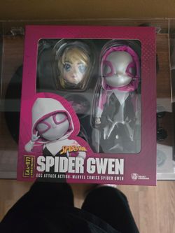 Spider Gwen figure