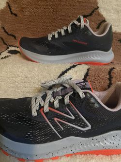 Original pre-love new balance women’s shoe running shoe