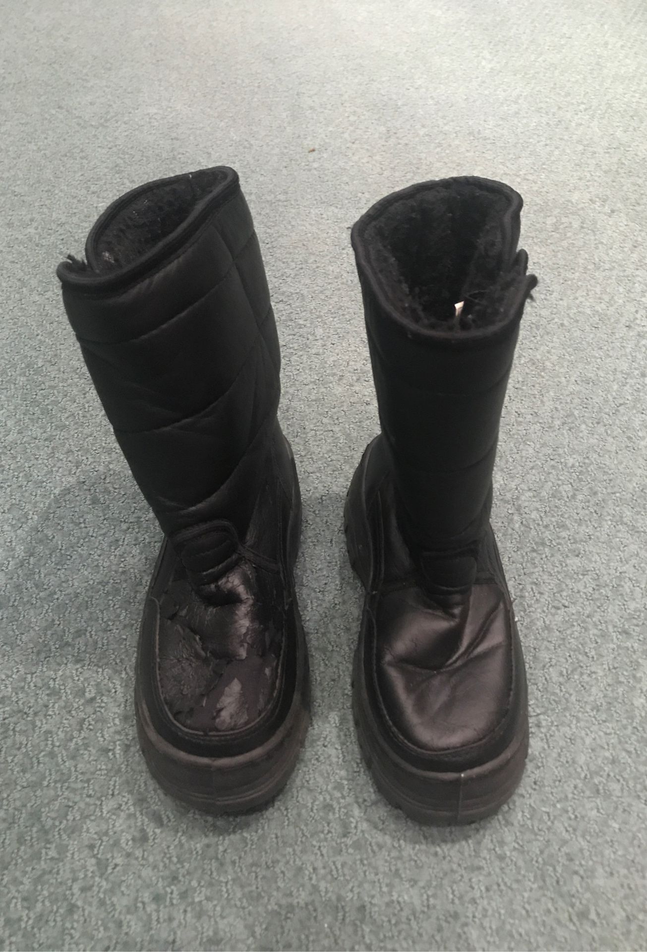 Kids Black WFS Rain & Snow Boots In Size 2
