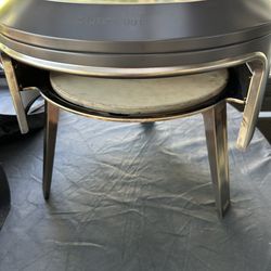 Great Deal! Solo pizza oven for Bonfire fire pit. Accessories included. Bamboo peel, pi turner, case & gloves. Excellent condition.