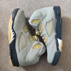 Air Jordan Retro 5 Size 11.5 Men 