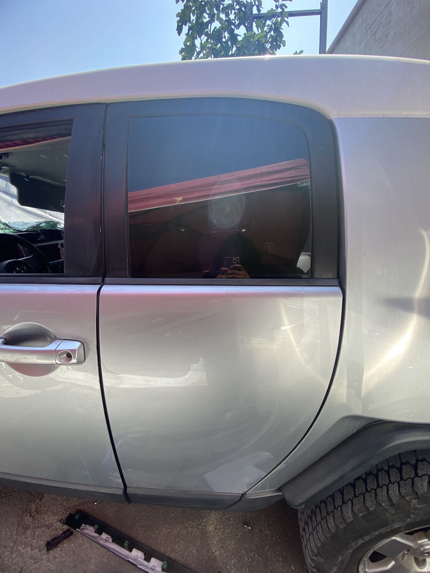 2007-2014 Toyota Fj Cruiser Left Driver Rear Door