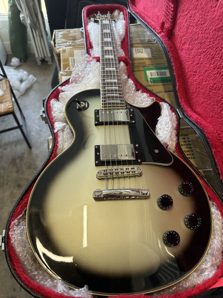 Silverburst Les Paul Custom Epiphone W/ Hardshell Case Please Read Description