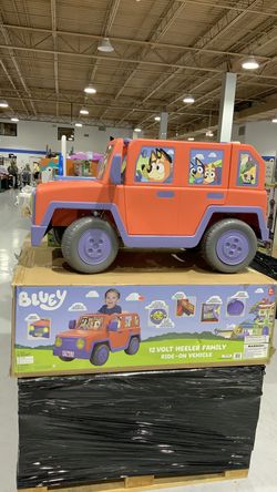 Bluey 12 volt heeled family ride on vehicle