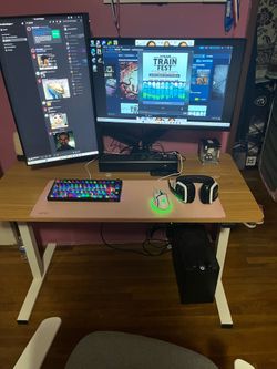 Full Gaming Set-up(desk,dual- monitor,keyboard,mouse,headset,pc)