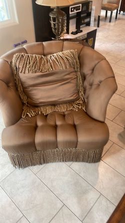 Accent chair