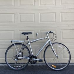 Specialized Sirrus Hybrid Bike – Medium 54cm – 24-Speed – 700c Bicycle