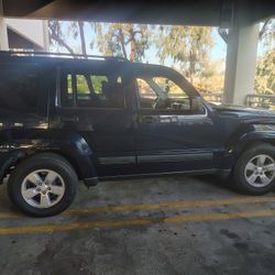 Welling To Trade. For A  Car Runs And Drives Very Well Updated Till 2026, Just Seeing What's Out There... I Have Title.