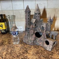 Large Castle Fish Tank Decoration (aquarium)