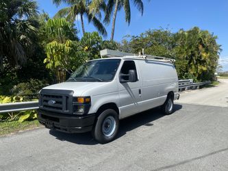 2010 Ford E350 Cargo Van 