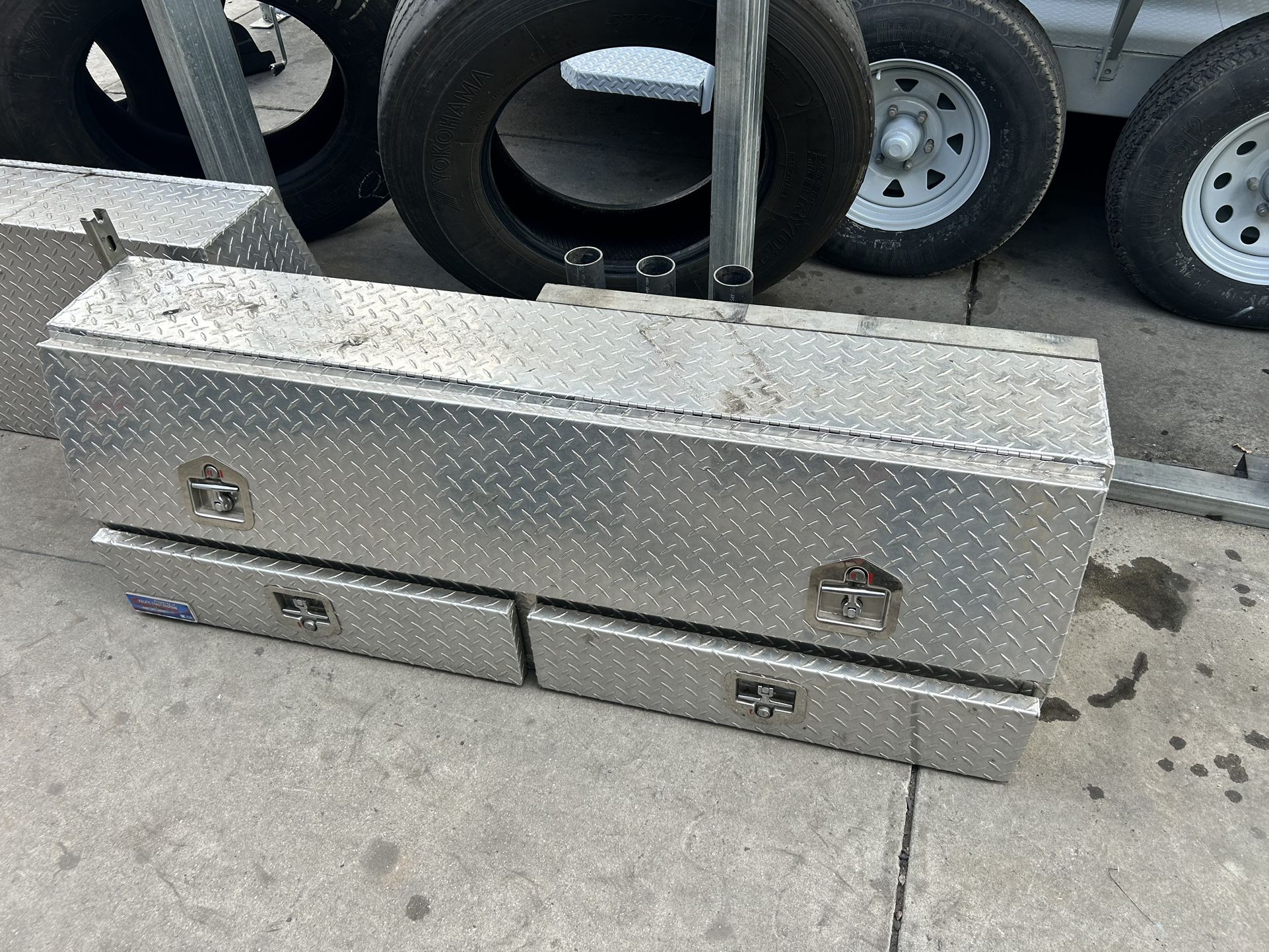 Truck Bed Tool Box