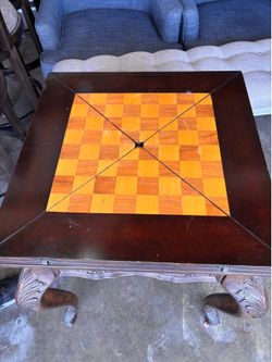 Game table