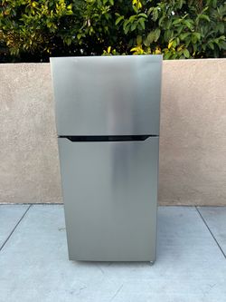 Insignia Refrigerator Stainless Steel 18cu Ft 30x30x66🚨👍3 MONTHS WARRANTY