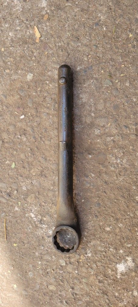 Snap On 1 1/8 HD Wrench