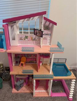 Barbie Dream House