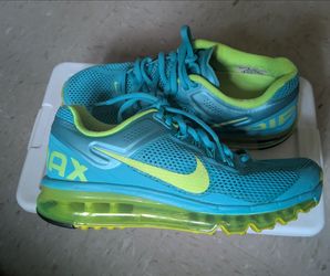 Nike Air Max 2013  7.5 women's Aqua blue/yellow