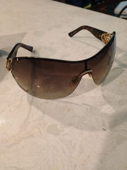 Gucci suglasses