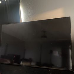60 Inch Vizio TV V-series $100 If Picked Up Today