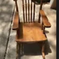 Antique Children’s Chair 