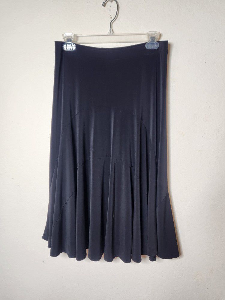 Vintage/Collectible Boutique Black Skirt Brand FRANK LYMAN SKIRT. Size Medium 