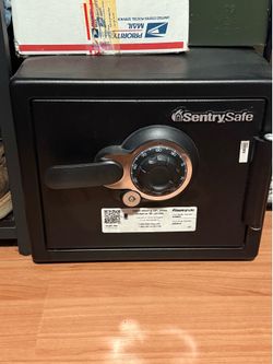 Safe/ Caja Fuerte