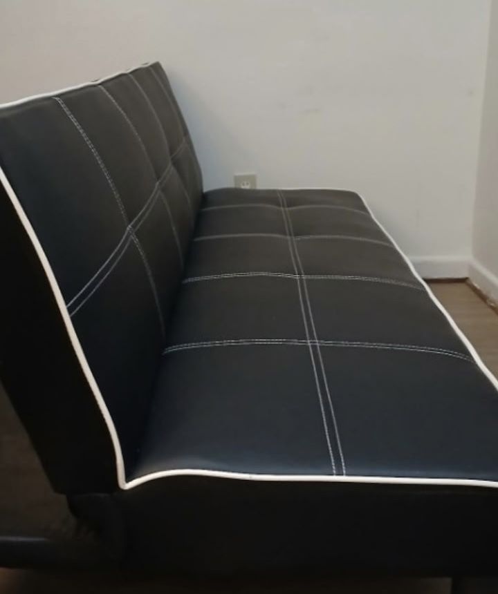 Black Futon Couch With White Trim