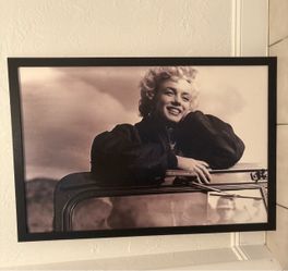 Marilyn Monroe framed picture