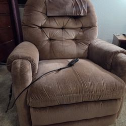 ​La-Z-Boy Power Lift Recliner Vintage