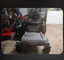 Murray sit down lawn mower (READY TO MOW)