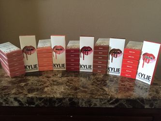 kylie lipkit 30 each