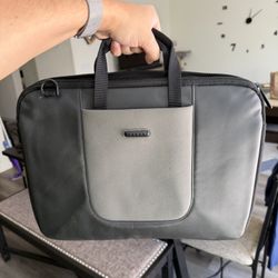 Incase Laptop Sleeve Case!