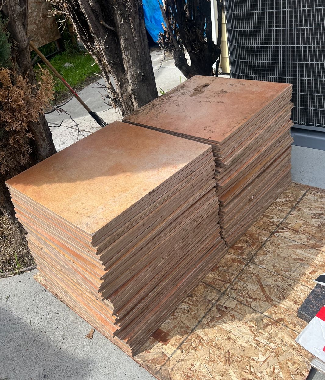 Floor and Wall Tile Traditional 23 1/2 X 23 1/2”