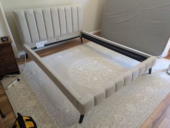 Queen Bed - Saatva Valencia Linen Upholstered Bed, $680