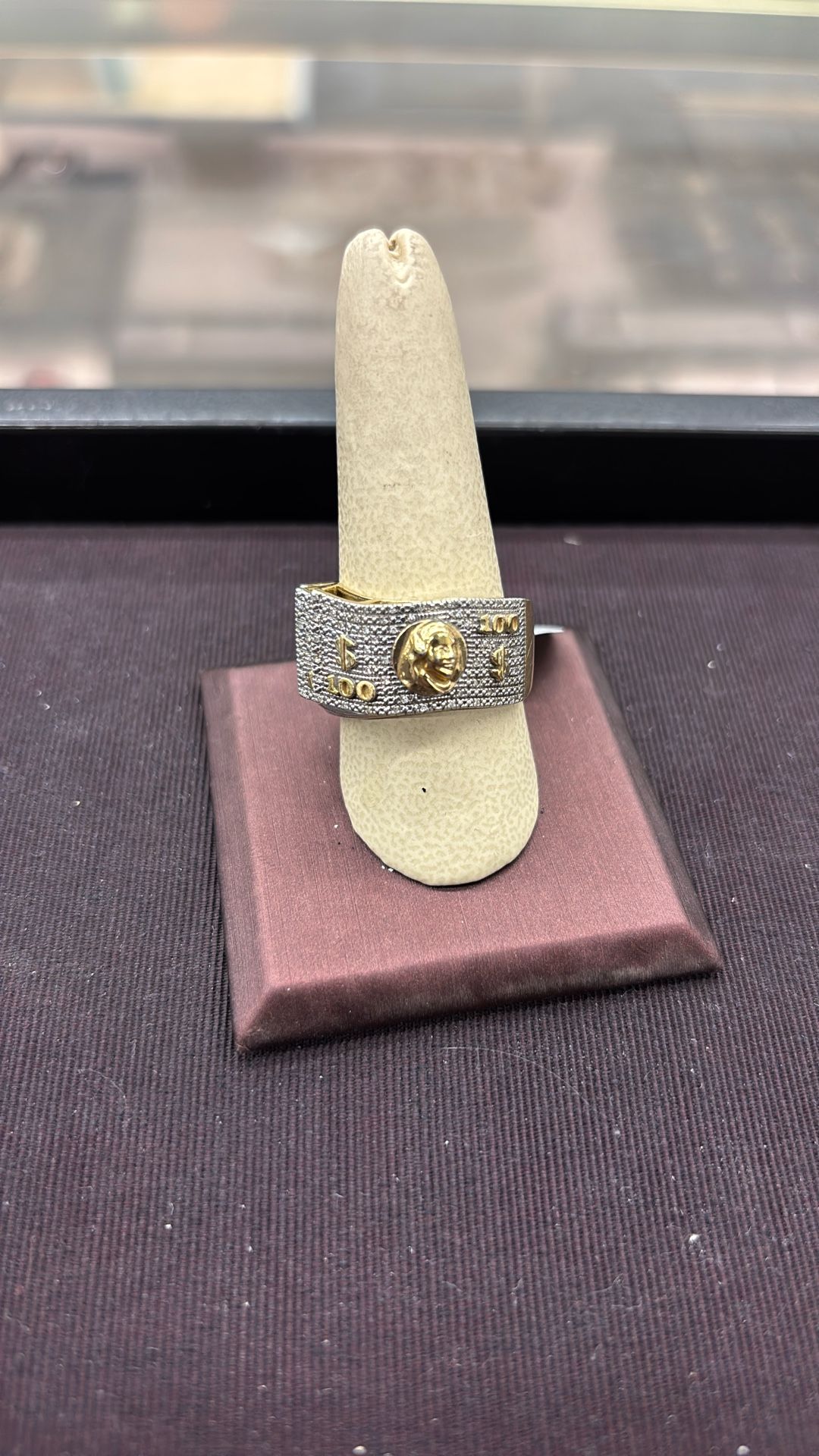 10k Gold “100’s” Ring With Diamonds 9.3 Grams