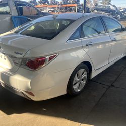 2013 hyundai sonata hybrid parts