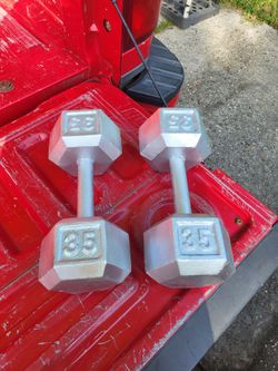 35  lb Dumbbells (Pair) – Cast Iron