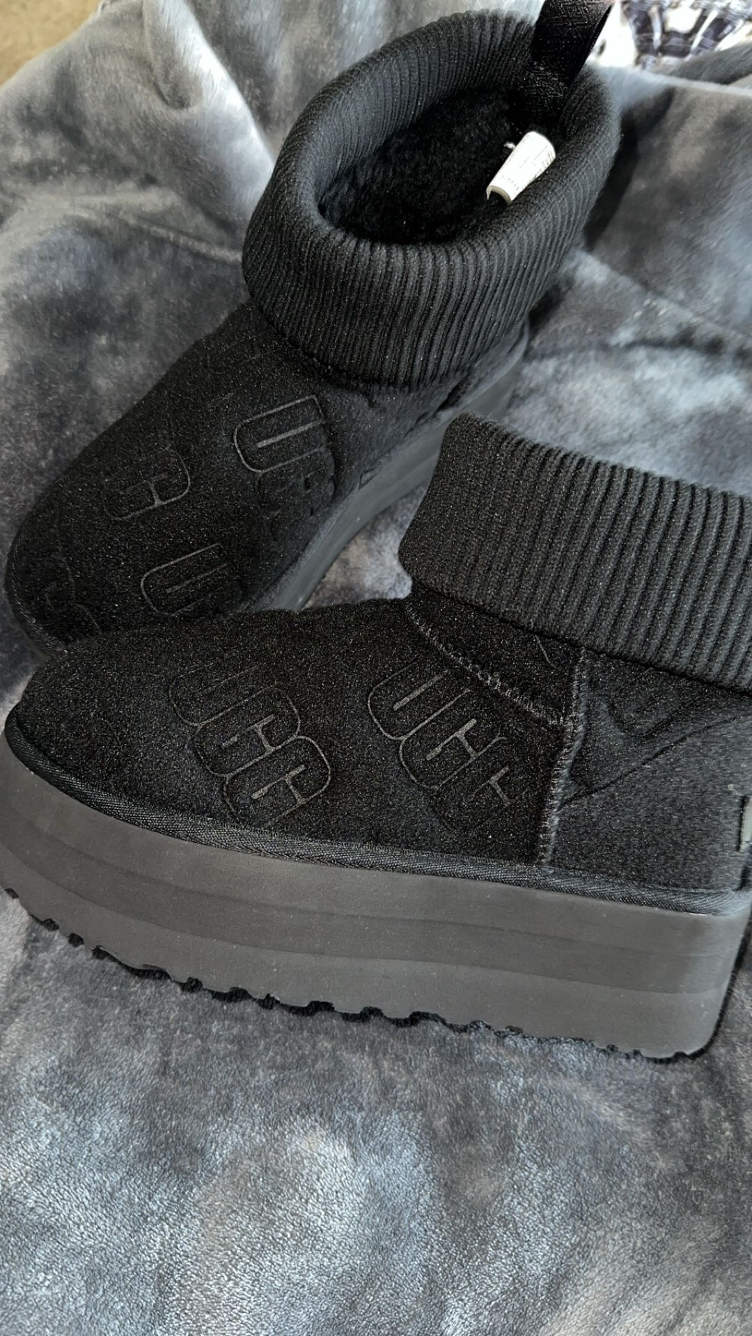 Ugg