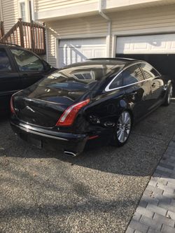 Parting out 2011 Jaguar XJ L 5.0 supercharged X351