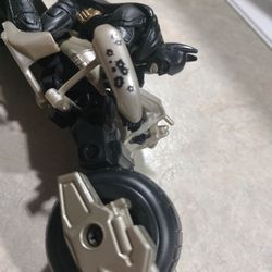 2011 Bat - Pod - The Dark Knight Rises.  ( 1116 )