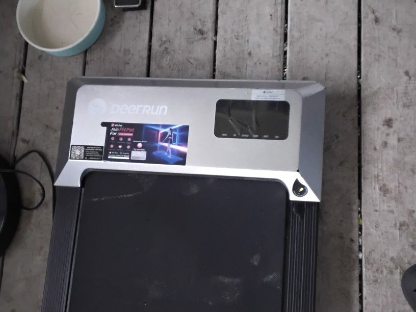 DeerRun Q1 Urban Mini Under-Desk Treadmill 