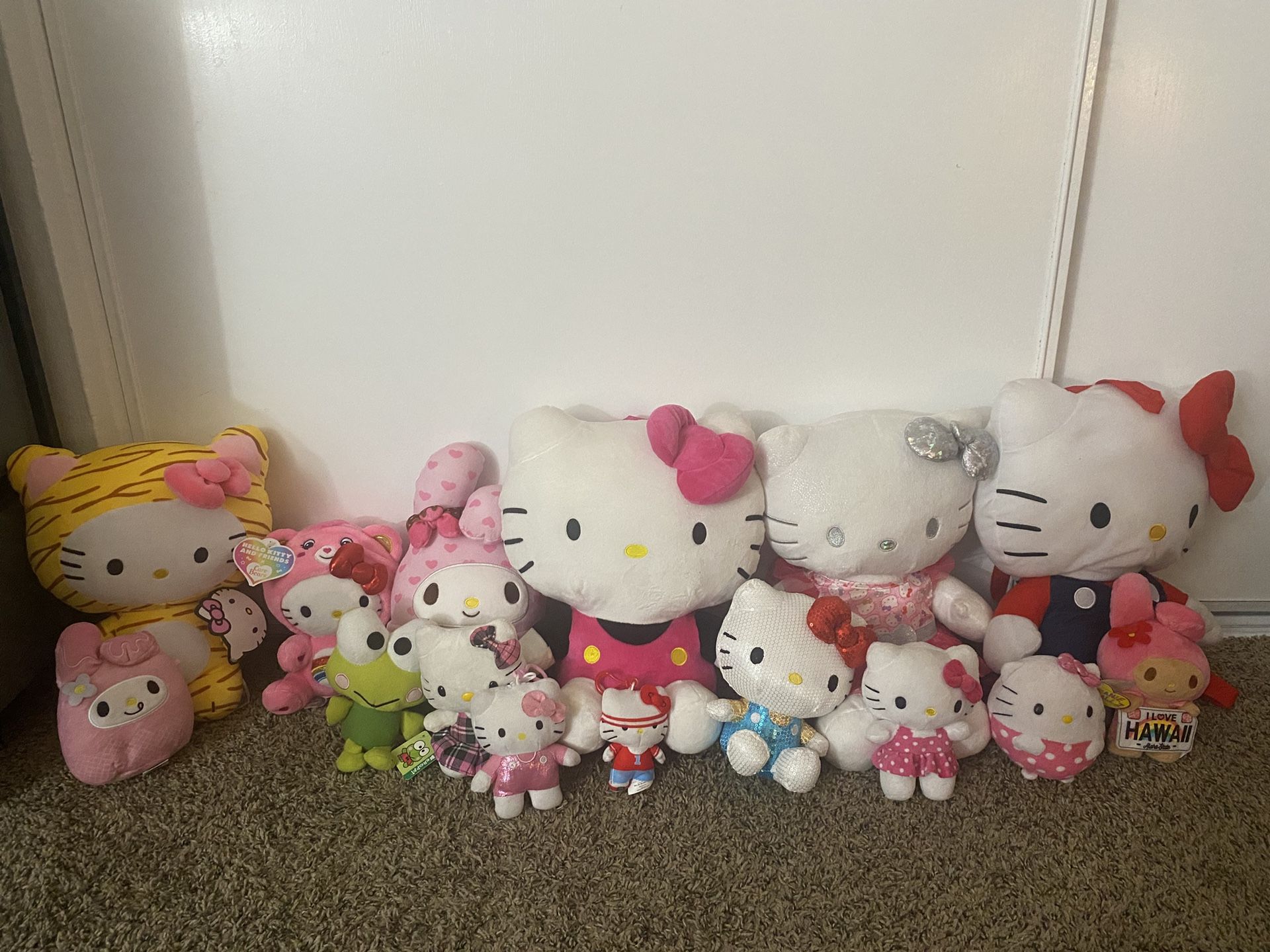 Hello kitty Plushies 