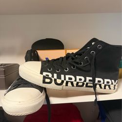Burberry Sneakers