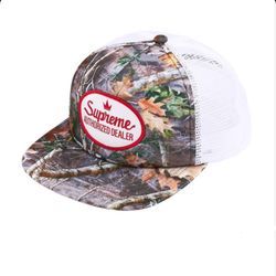 SUPREME SnapBack