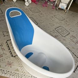 Munchkin Baby bath Tub 