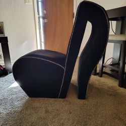 Music Note Chair 